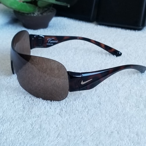 nike vomero sunglasses